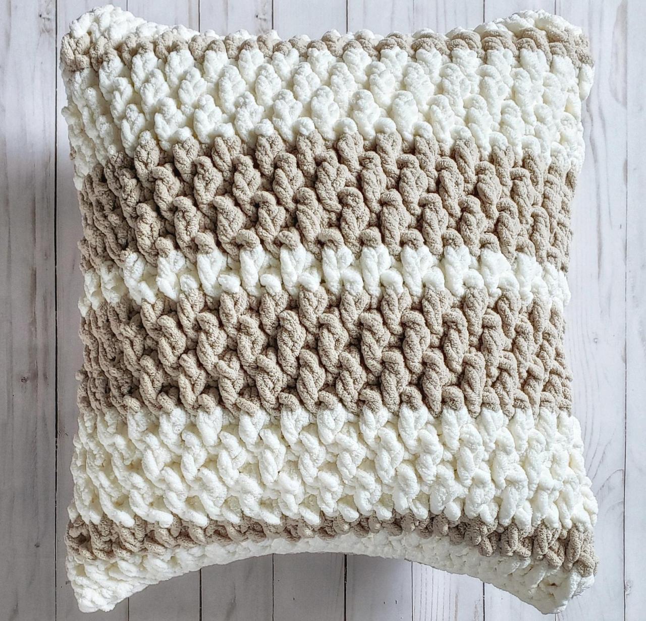 Alpine Throw Pillow - Crochet Pillow - Crochet Throw Pillow - Decorative Pillow - Crochet Decorative Pillow